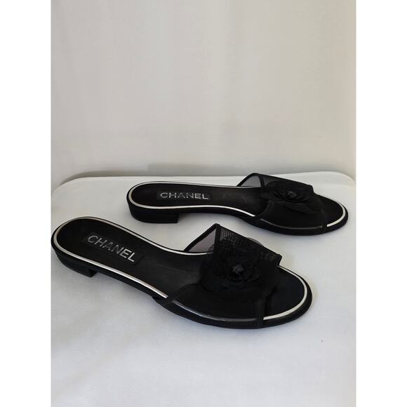 CHANEL Black Mesh Camellia Flower Open Toe Flat Sandals 39.5 sz - Picture 7 of 15